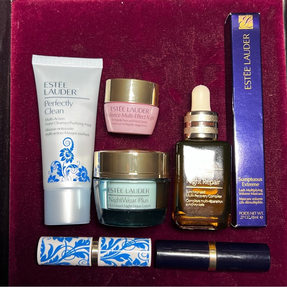 Estée Lauder Makeup Bundle Brand New Sealed